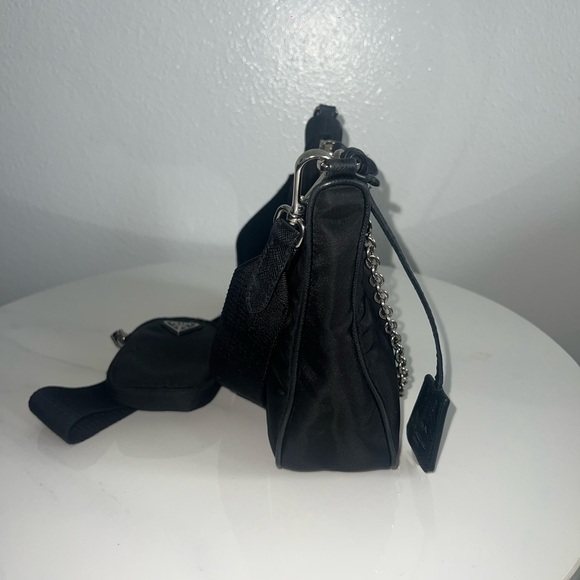 Prada Re-Edition Nylon Bag Black - Picture 3 of 6